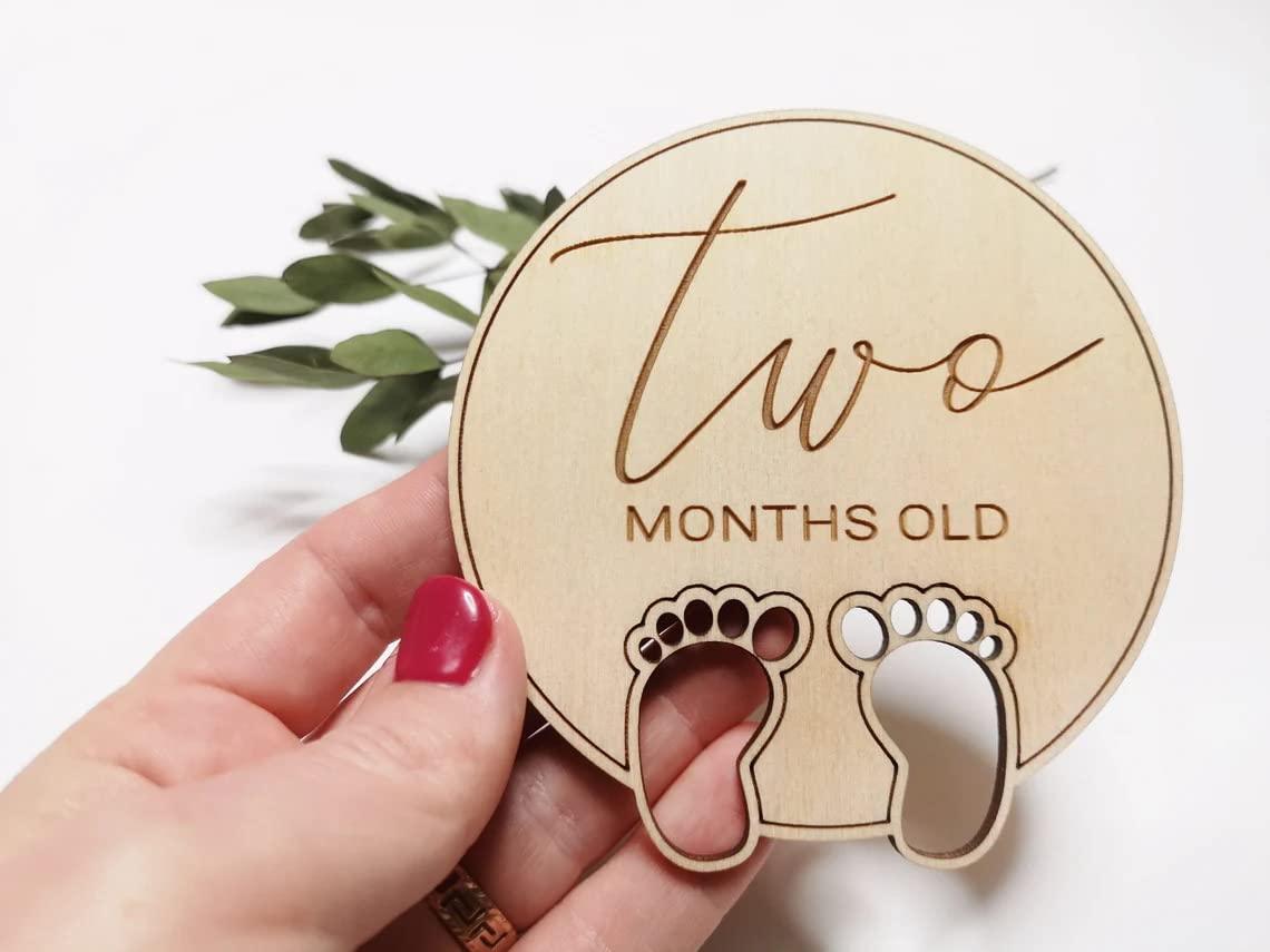 Haoser Milestone Cards for New Born Baby, Wooden Monthly Baby Milestone Markers, Unique Baby Gift, Milestone Photo Cards, 1-12 Months Wood Milestone Disc Set - Haoser