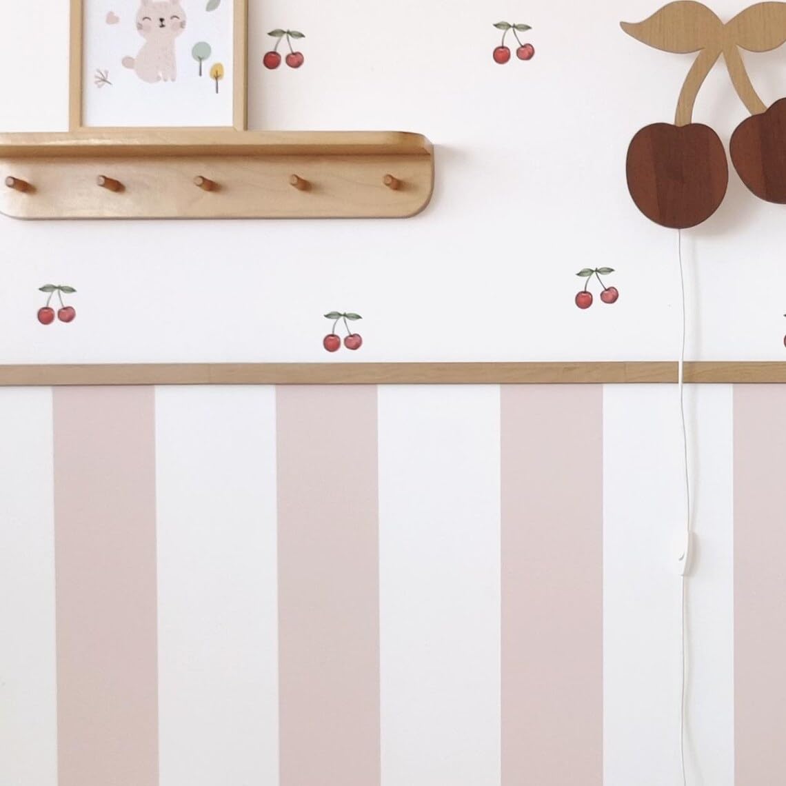 Pack of 5 Wooden Wall Molding Strips – 56 x 3 cm Chair Rail Cornice Trim