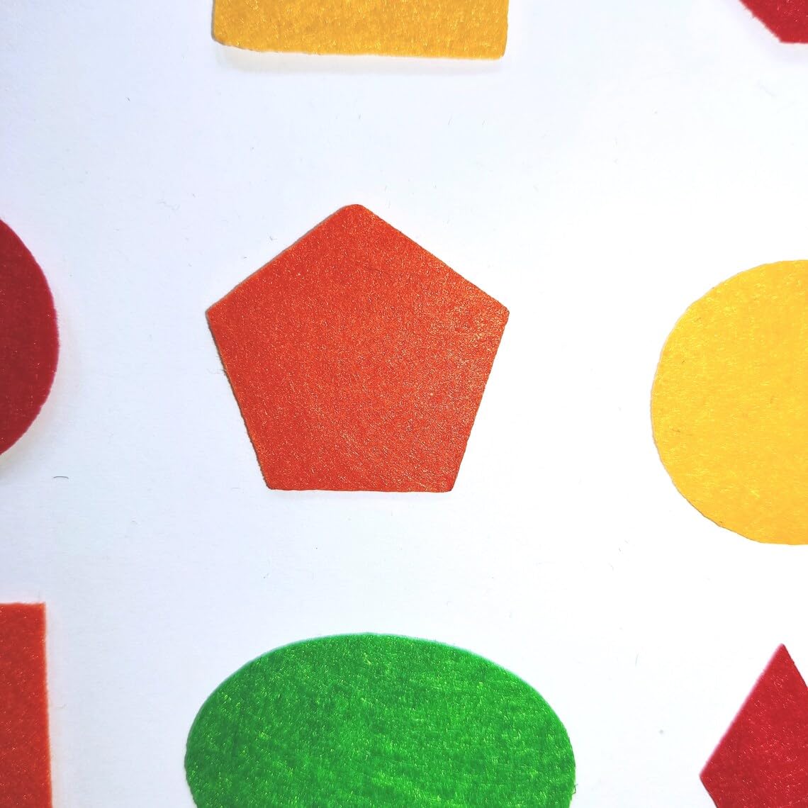 Pack of 24 Felt Geometric Shapes – 3cm Die Cut Shapes for Sewing, DIY Crafts