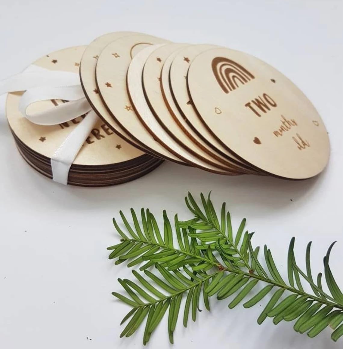 Wooden Baby Monthly Milestone Discs – 14 Reversible Wooden