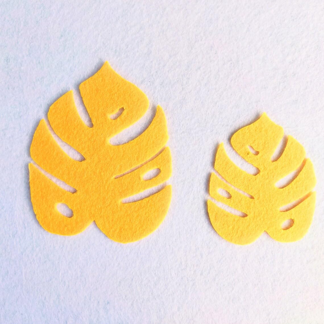 Pack of 10 Die Cut Felt Leaves – Tropical Monstera Felt Leaf Cutouts for Sewing