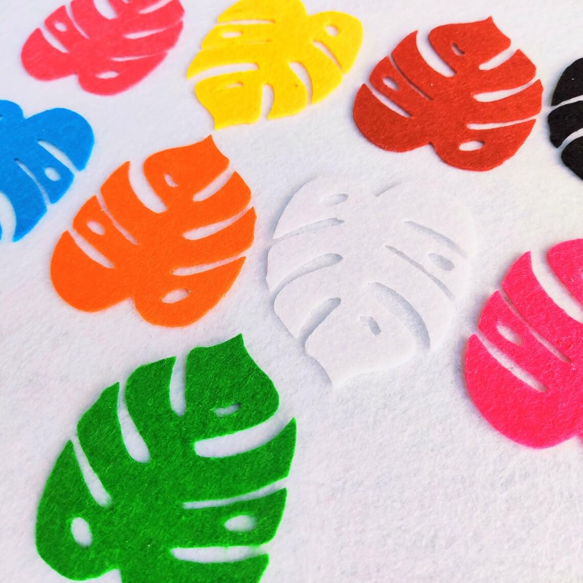 Pack of 10 Die Cut Felt Leaves – Tropical Monstera Felt Leaf Cutouts for Sewing