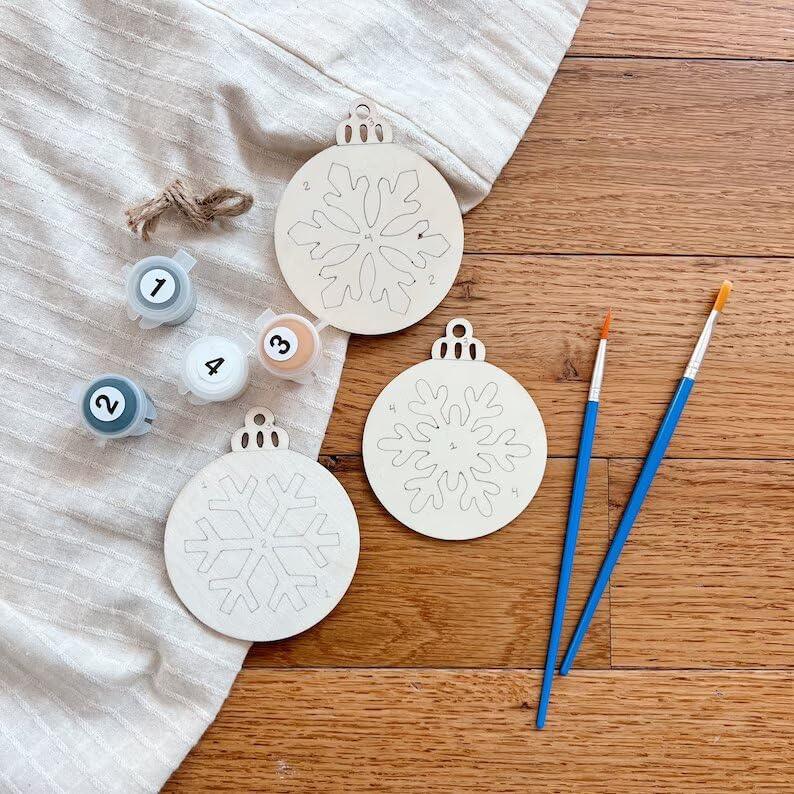 Haoser MDF Decorative Hanging orgnaments for chirtmas Craft, Unfinished Wood Cutouts Christmas Decoration DIY Crafts Wooden Christmas Tree MDF Christmas Ornaments - Haoser