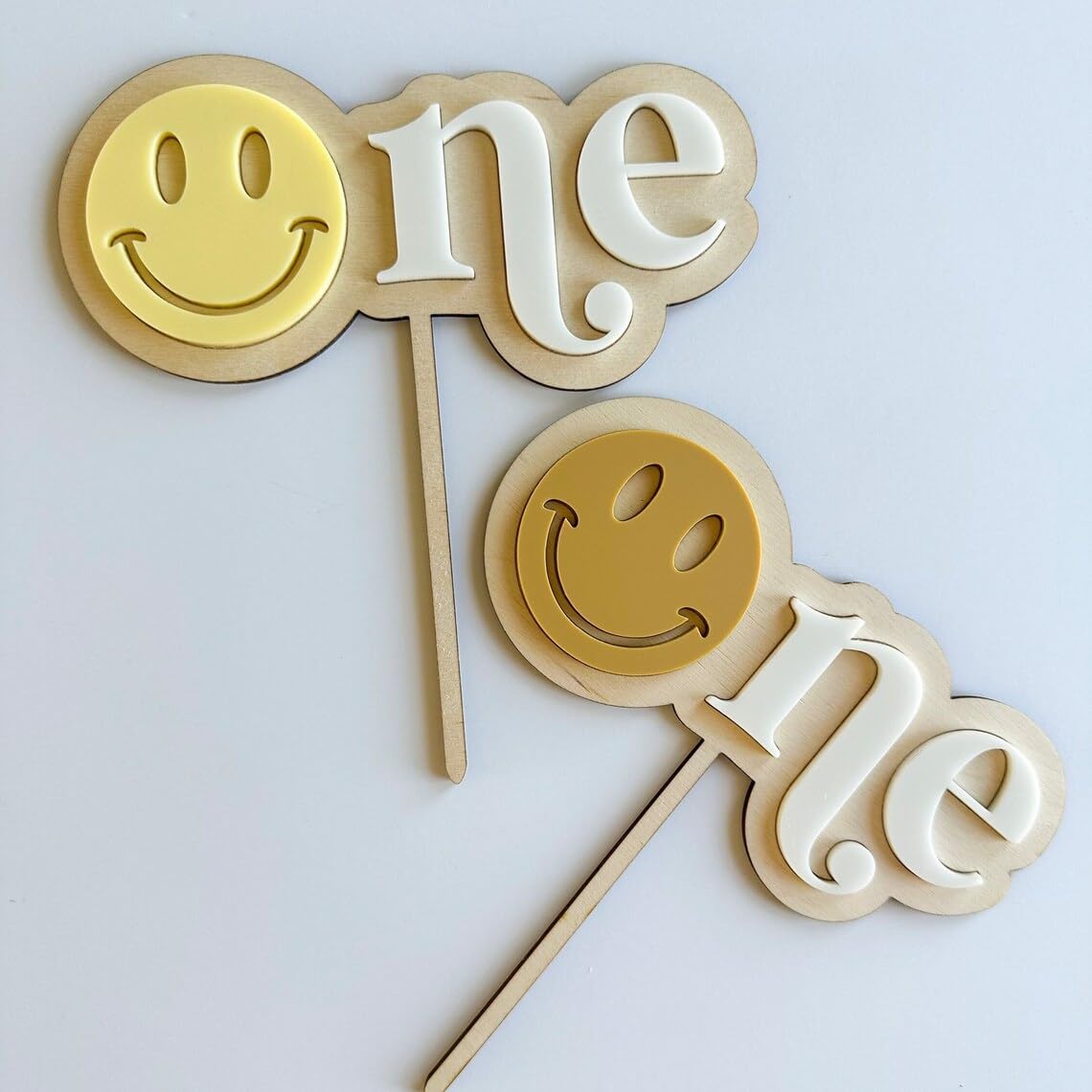 Smiley One Cake Topper for First Birthday | 6 Inch Pine MDF Cake Decoration | One Happy Dude Theme | Wooden Smiley Face Cake Topper | Baby Birthday Party Prop