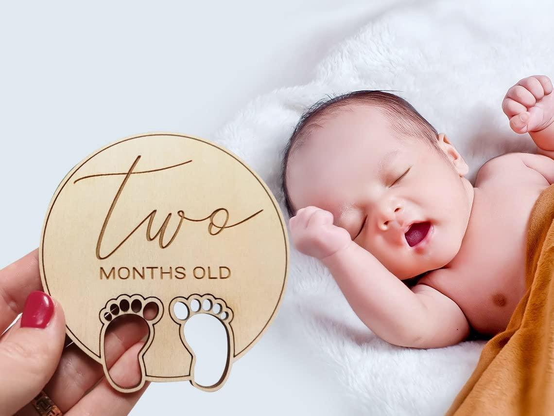 Haoser Milestone Cards for New Born Baby, Wooden Monthly Baby Milestone Markers, Unique Baby Gift, Milestone Photo Cards, 1-12 Months Wood Milestone Disc Set - Haoser