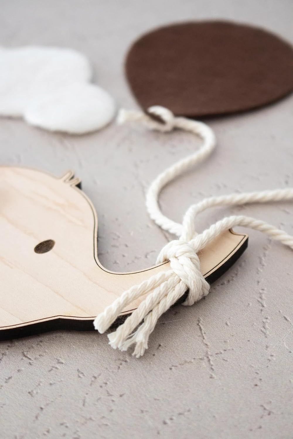 Set 1 Wooden Elephant Monthly Milestone Markers – Baby Photo Prop