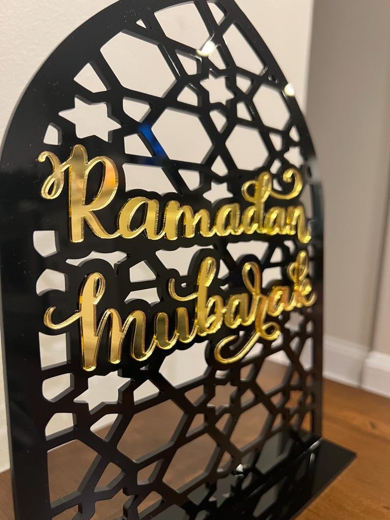 Haoser Ramadan Mubarak Acrylic wooden Sign