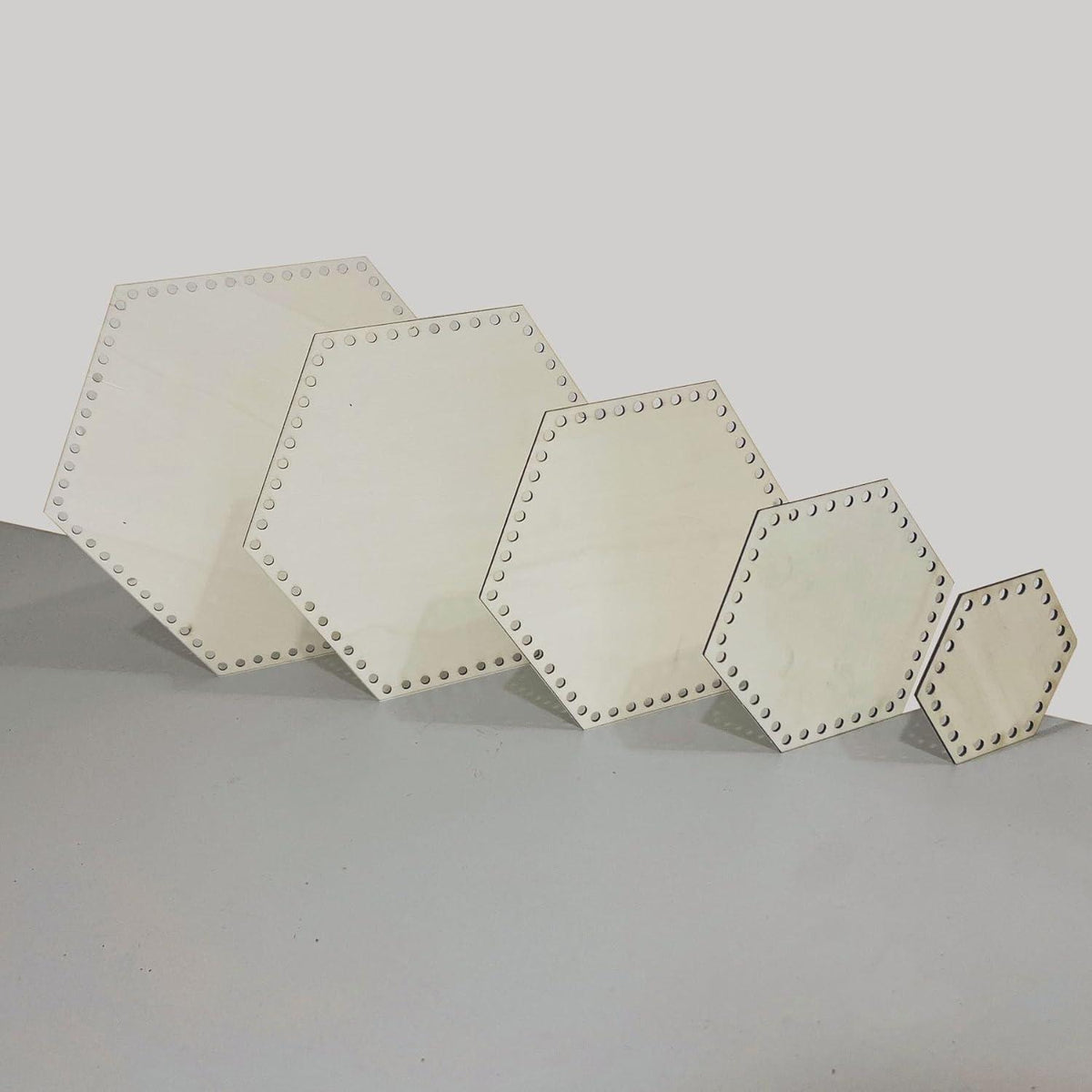 Haoser Hexagonal Wooden Basket Bottom Wooden Base Shape Blank Crochet Base for DIY Basket Craft Weaving Making Supplies, Unfinished Wooden Base Laser Cut with Hole (5 Pieces, 5 Sizes) - Haoser