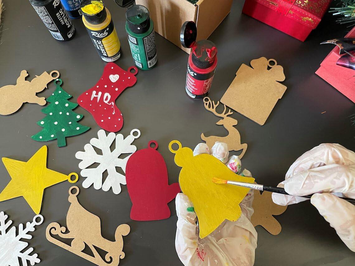 Haoser MDF Decorative Hanging orgnaments for chirtmas Craft, Unfinished Wood Cutouts Christmas Decoration DIY Crafts Wooden Christmas Tree MDF Christmas Ornaments - Haoser