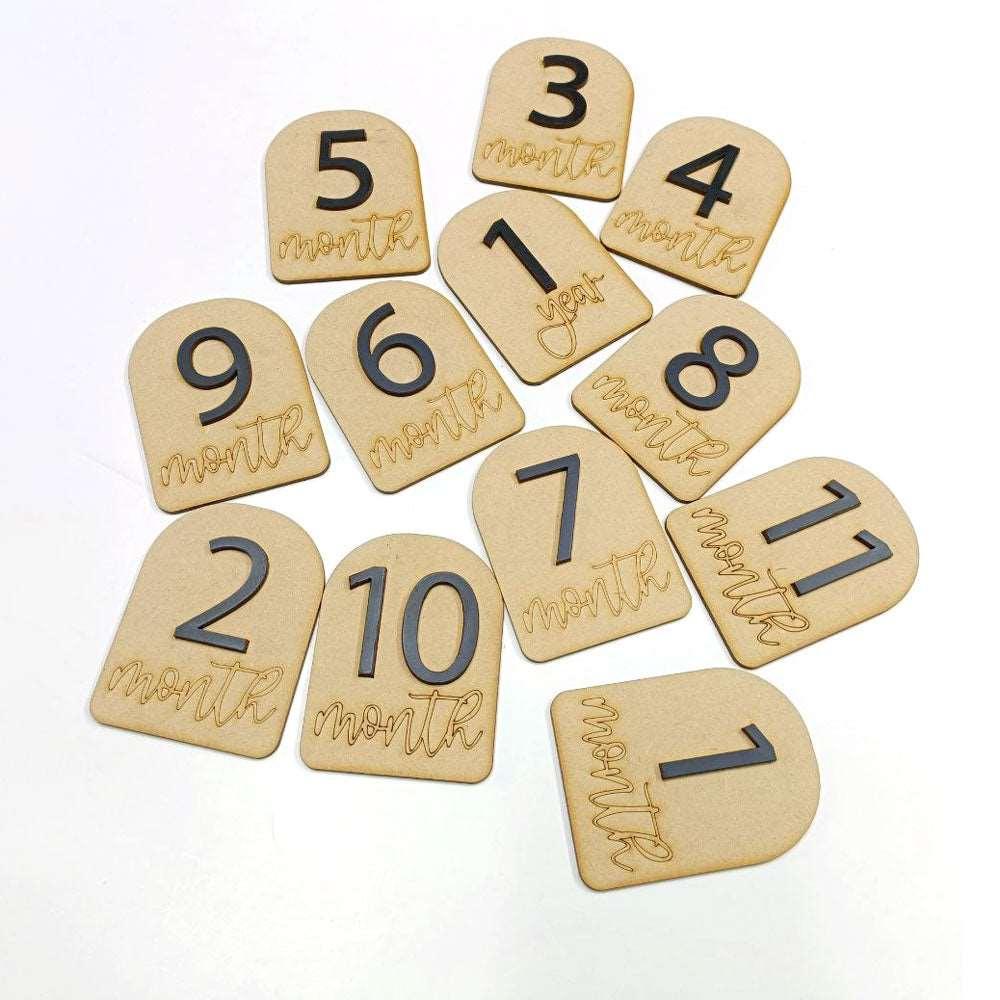 Hasoer Wooden Monthly Milestone Discs for Baby Photoshot| Monthly Milestone Marker | Baby Gift | Milestone Cards | Monthly Signs for Baby|Baby Shower Gift - Haoser