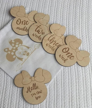 Haoser Wooden Baby Milestone Discs//Minnie Baby Milestone Discs//Baby Milestone Wood Card Set//Engraved Wooden Monthly Baby Milestone - Haoser