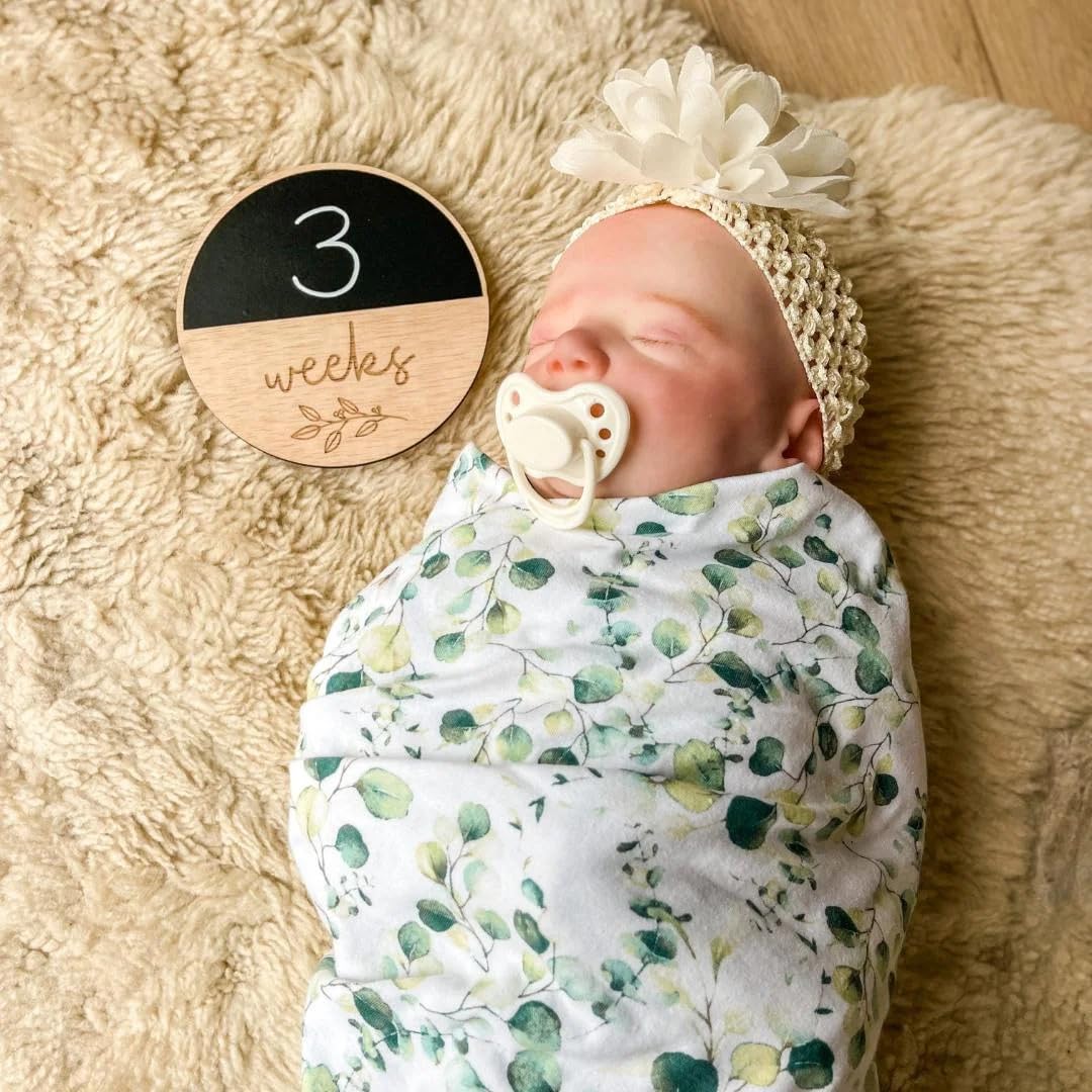 Haoser Baby Name Revealing Board- Hello My Name is...' Plaque with Chalkboard-Wooden Milestone Card