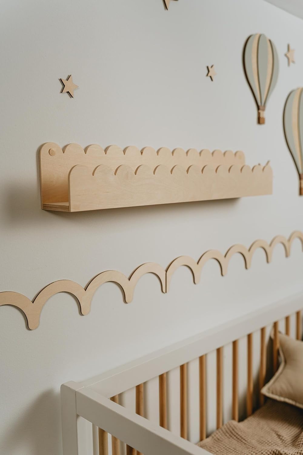 Wooden Scalloped Wall Trim Molding | Decorative Chair Rail Border for Kids
