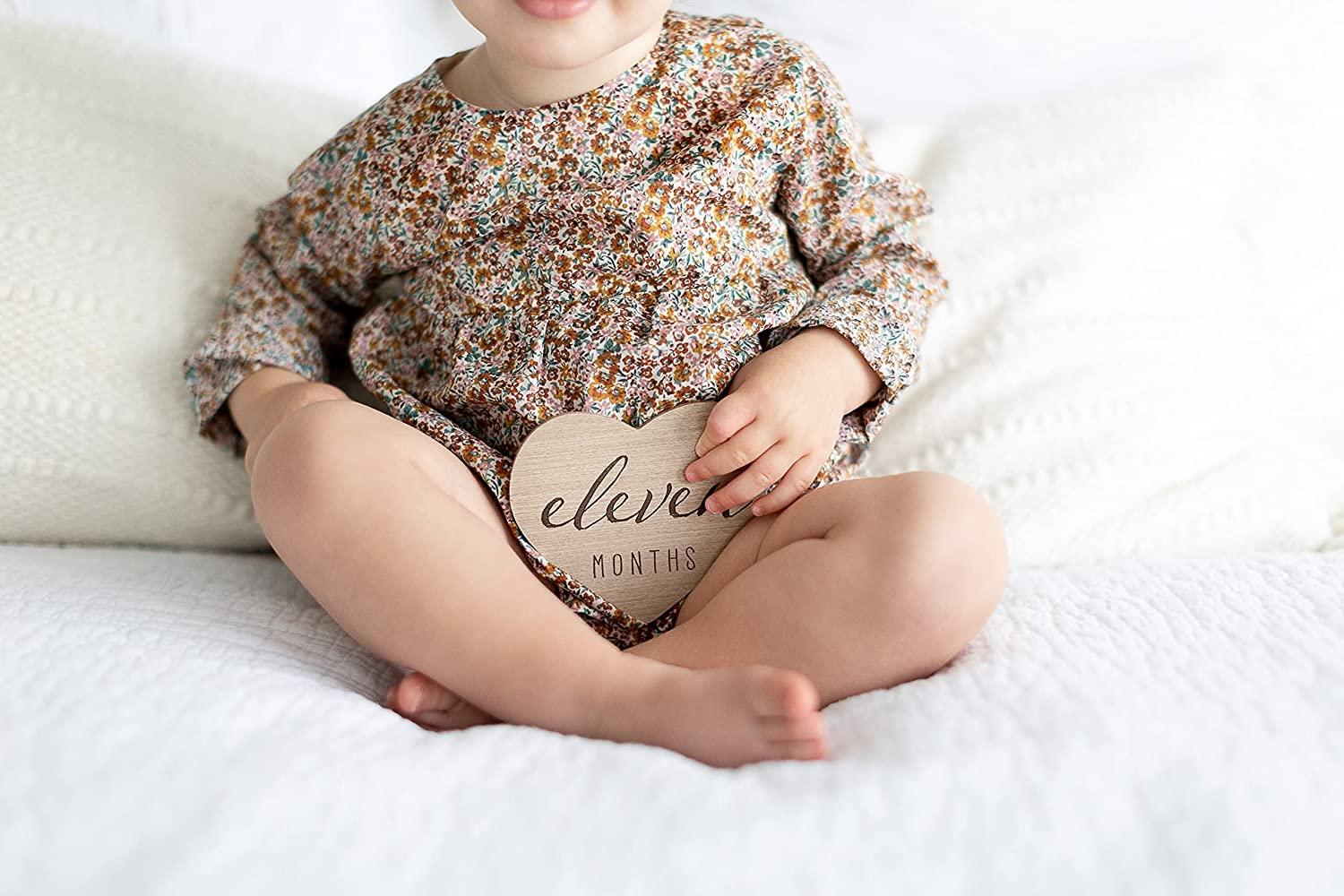 Haoser Pack of 13 Pieces Baby Milestone Cards, Wood Milestone Cards, Pregnancy, Baby Shower Gift, New Baby Gift Pack - Haoser