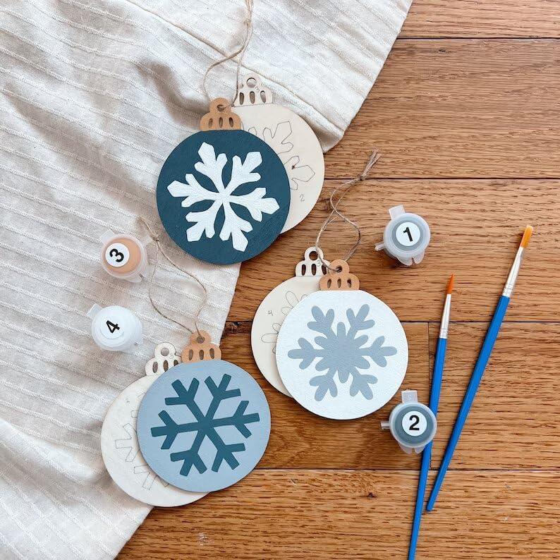 Haoser MDF Decorative Hanging orgnaments for chirtmas Craft, Unfinished Wood Cutouts Christmas Decoration DIY Crafts Wooden Christmas Tree MDF Christmas Ornaments - Haoser