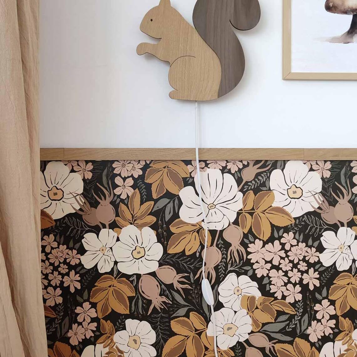 Pack of 5 Wooden Wall Molding Strips – 56 x 3 cm Chair Rail Cornice Trim