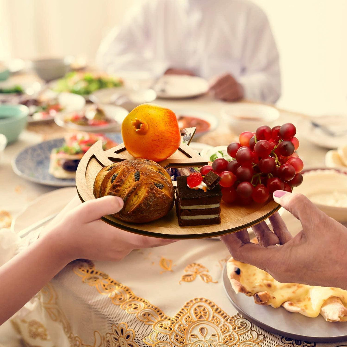 Haoser 2 Sets Ramadan Wood Tray Moon Wooden Star Tableware Eid Mubarak Party Serving Tableware for Breakfast Dinner Dessert Pastry Display Holder Decoration Ornament - Haoser