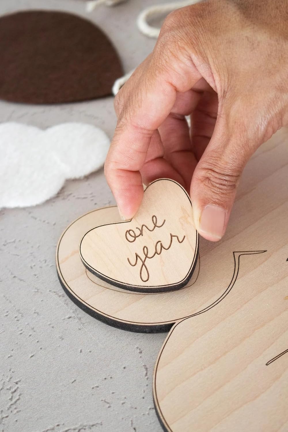 Set 1 Wooden Elephant Monthly Milestone Markers – Baby Photo Prop