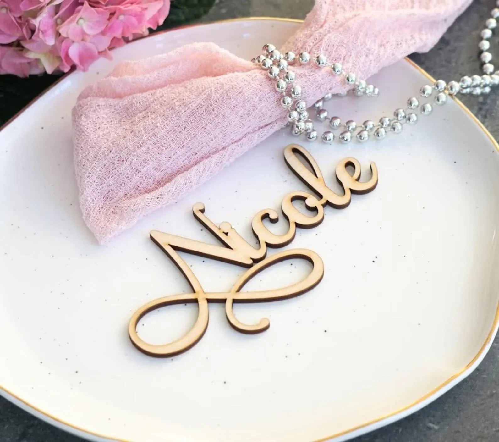 Custom Letter of 6 inch Width, Name, Fonts, Words Anything Needed - Haoser