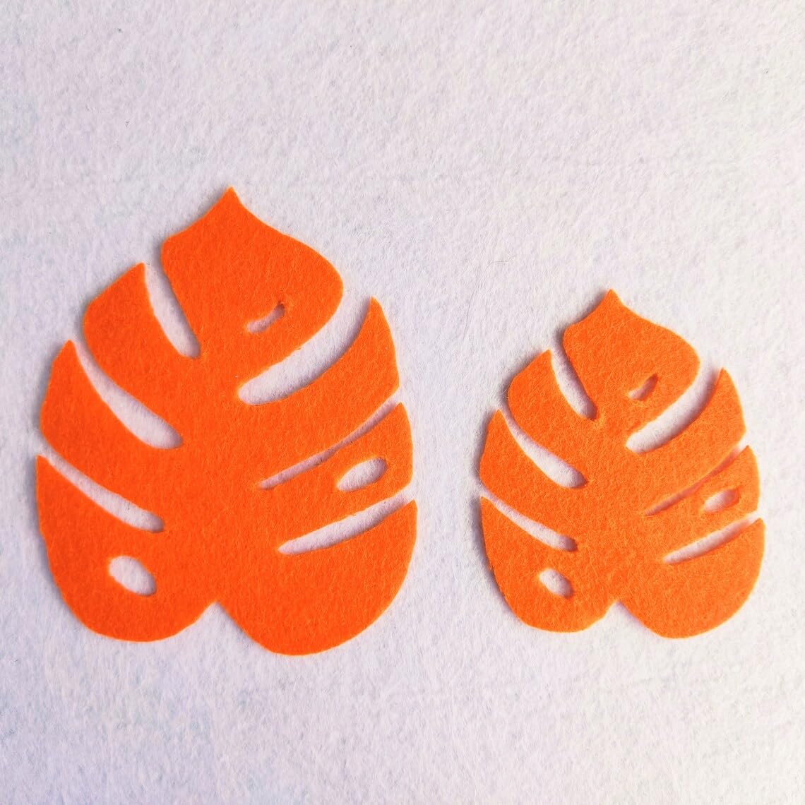 Pack of 10 Die Cut Felt Leaves – Tropical Monstera Felt Leaf Cutouts for Sewing