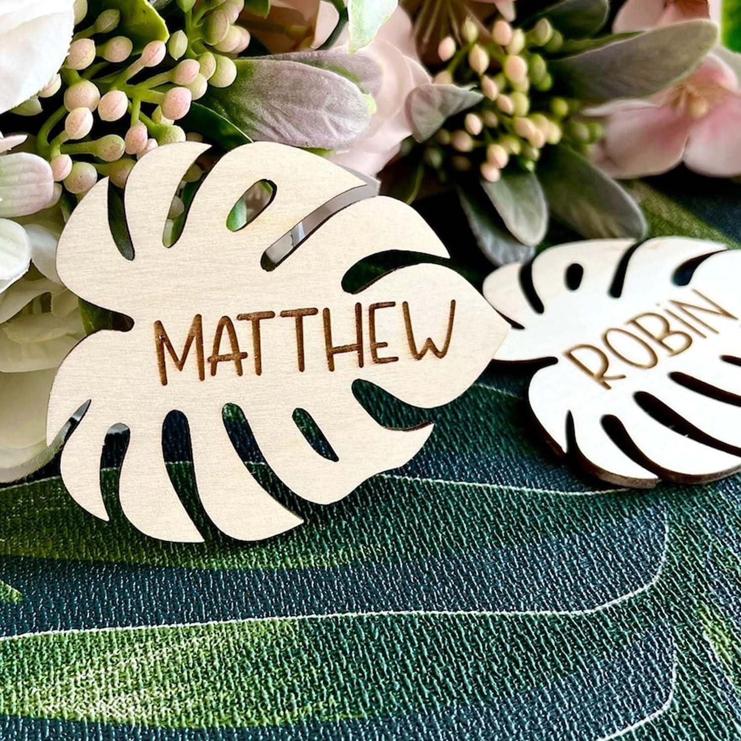 Curious Button Unfinished Wooden Custom Name Leaf Shape Place Card For Gift, MDF 3mm, Birthday Gifts, Tropical Wedding Table Seating Decoration, Customize Name Font (7 cm) - Haoser