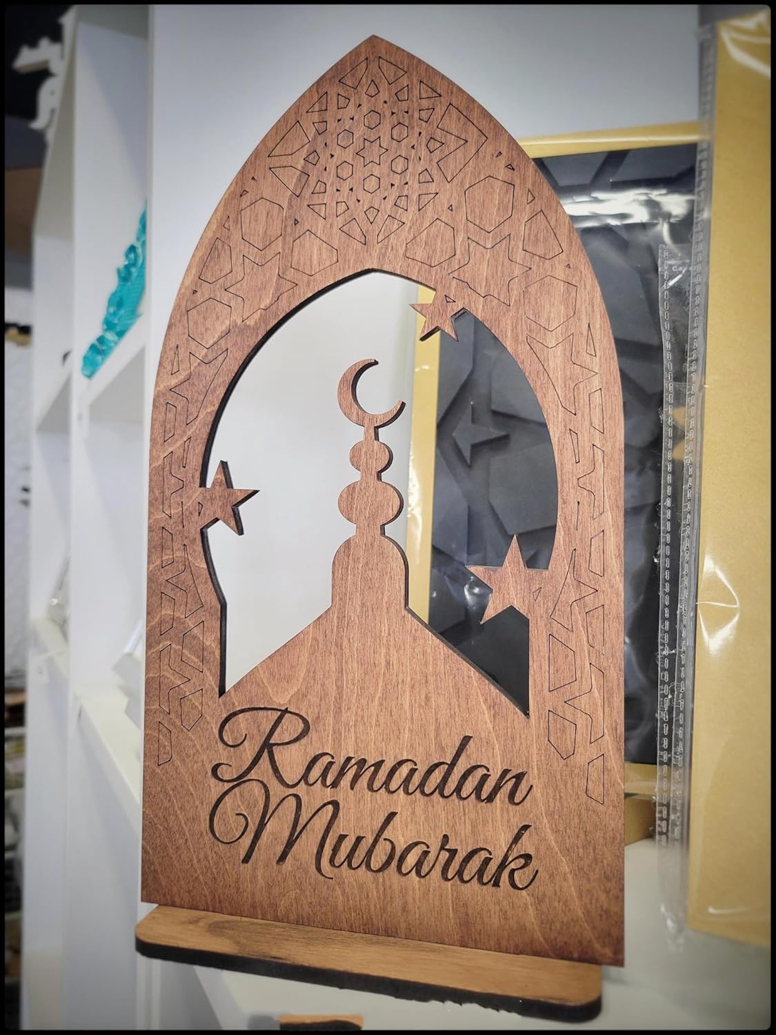 Ramadan Wooden Table Top Decoration – MDF Ramadan Mubarak Standee, Islamic Home Décor, Eid & Ramadan Gifts