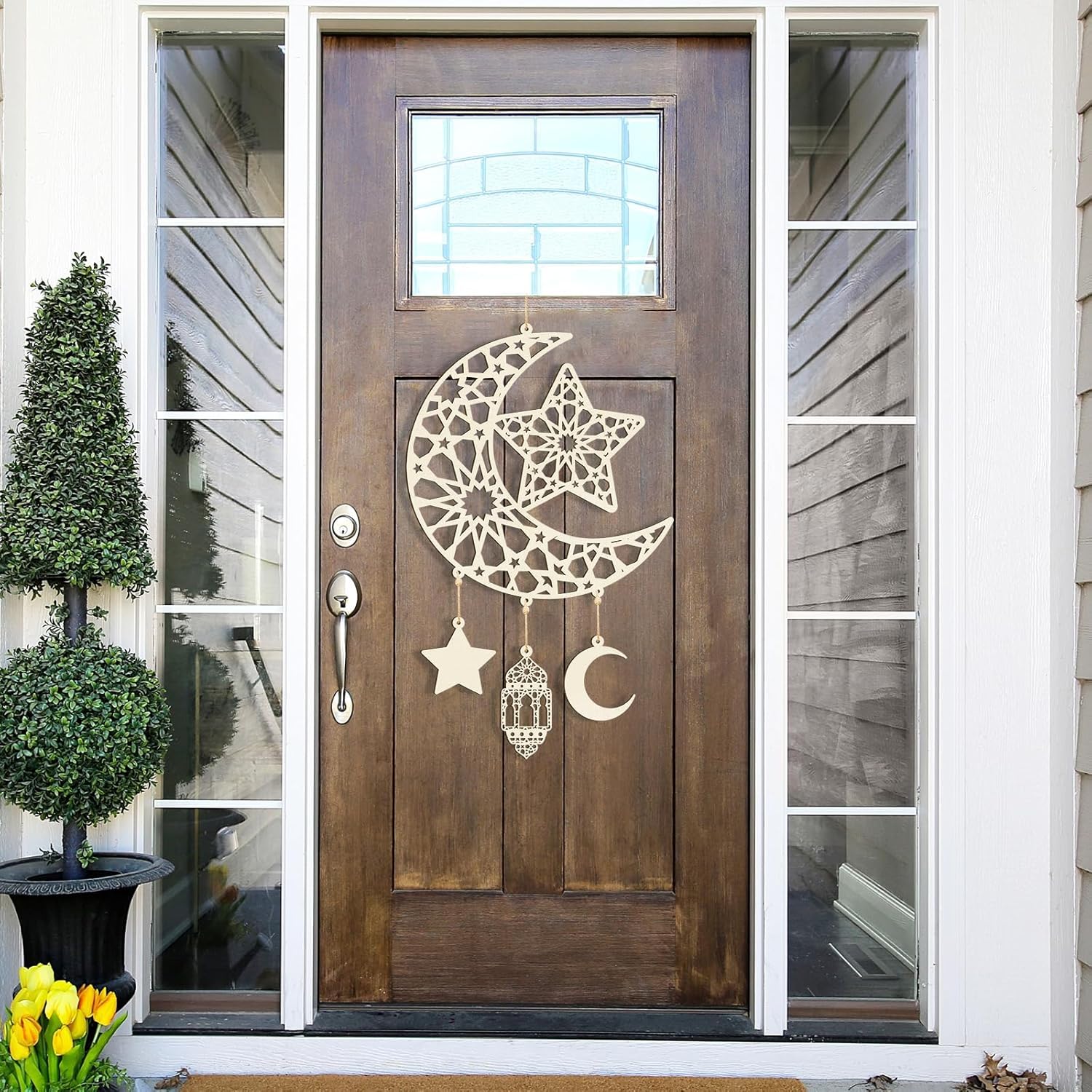 Curious Button Set of 2 Pieces Eid Mubarak Door Sign Wooden Hanging Signs, Ramadan Kareem Hollow Ornament Decorations Moon and Stars, Moon Shape Ramadan Mubarak Party.