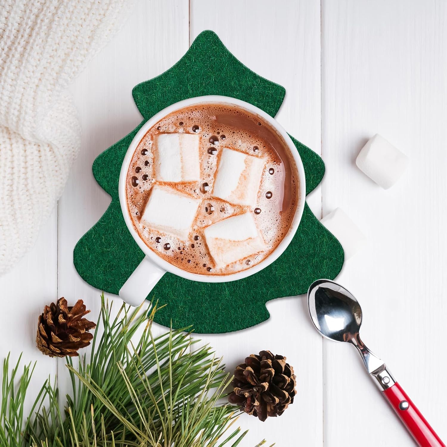 16 Pcs Christmas Tree Felt Coasters – Green Holiday Drink Mats for Tea Coffee Cups, 4 Inch
