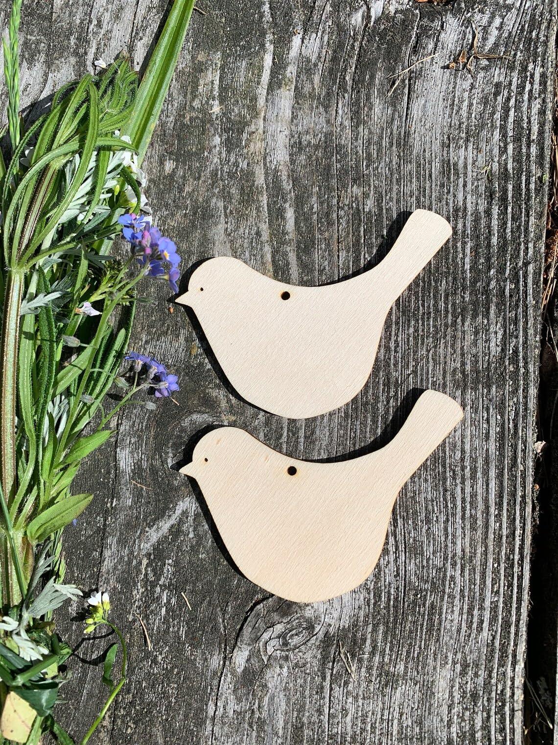 Haoser 12 Piececs Wooden Bird Cutouts, Dove Shapes Birds for Craft,Bird Wood DIY Crafts Cutouts,Unfinished Wood Birds, Bird Wood Shapes, Hanging Wooden Birds Ornaments,Wooden Cutouts Wood Bird - Haoser